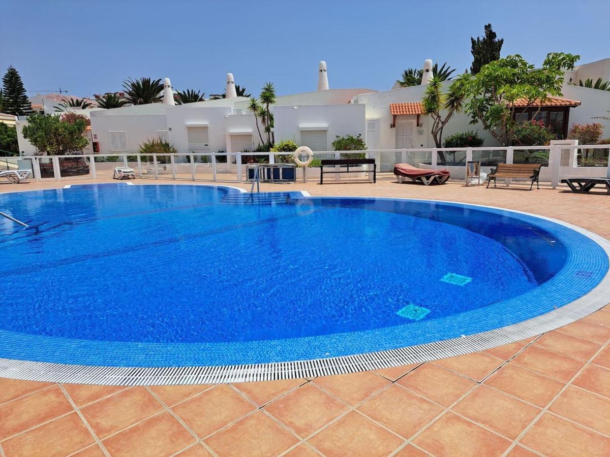 Apartment Heated Pool In Front Of A Costa Adeje (Tenerife)